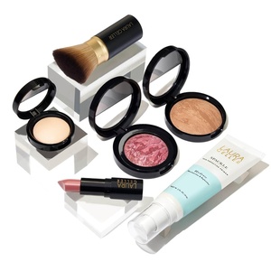 image:imageLAURA GELLER Cult Classics Full Face Kit Tan05 Golden Medium